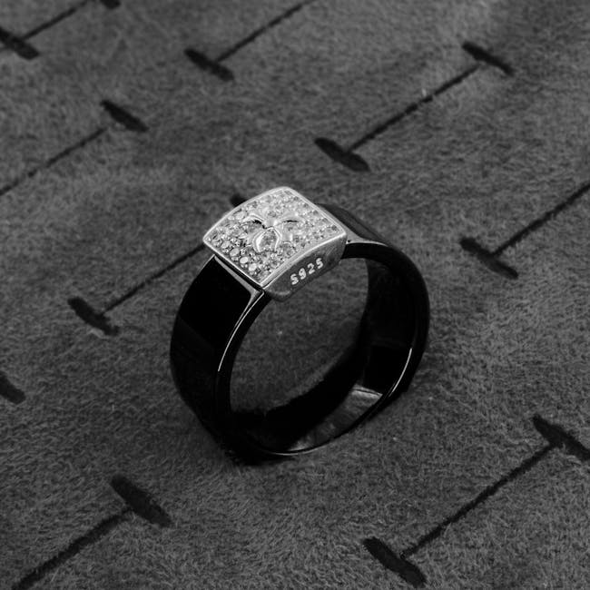 Discover Handcrafted Sterling Silver Jewelry in Dubai